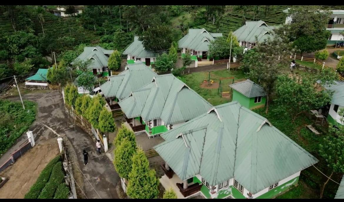 Moss Adams Inn Vagamon Buitenkant foto